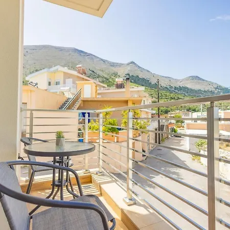 Marizaf House Lägenhet Émbonas